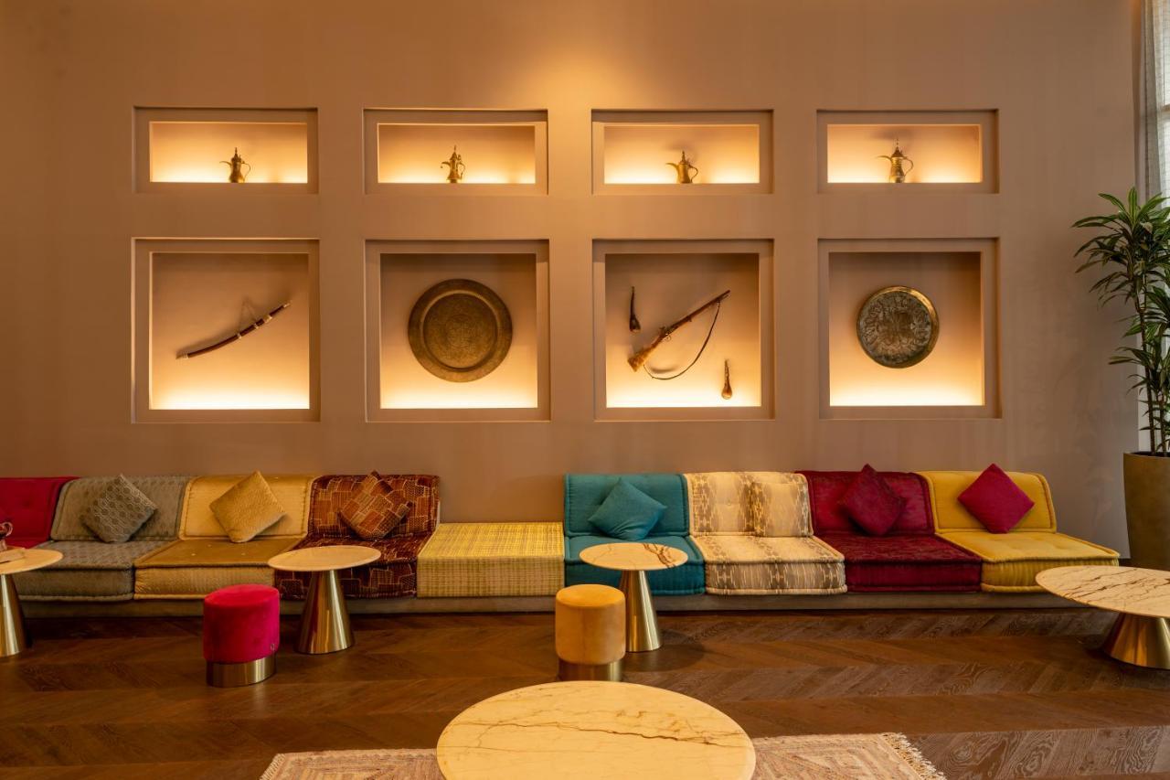 Pullman Sharjah Ξενοδοχείο Εξωτερικό φωτογραφία The lounge at the hotel