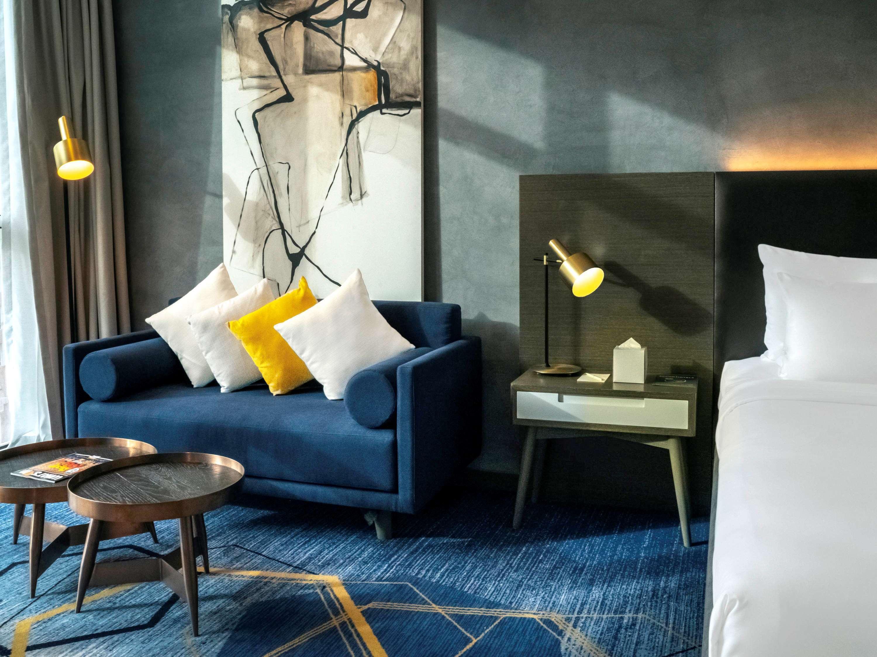 Pullman Sharjah Ξενοδοχείο Εξωτερικό φωτογραφία A room at the hotel