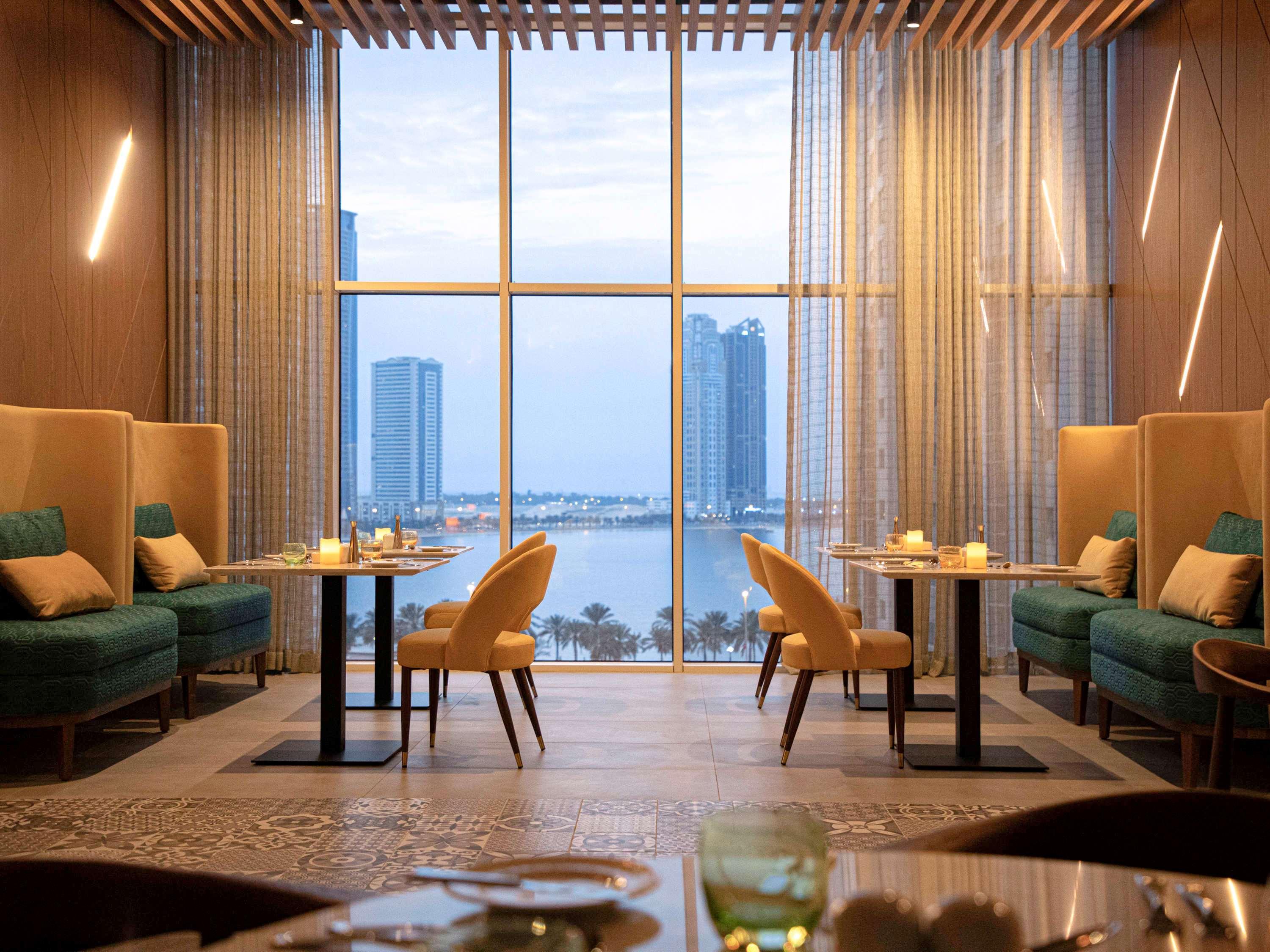 Pullman Sharjah Ξενοδοχείο Εξωτερικό φωτογραφία The View