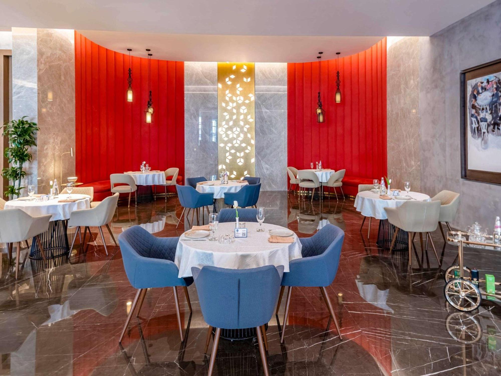 Pullman Sharjah Ξενοδοχείο Εξωτερικό φωτογραφία Restaurant